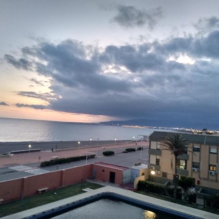 Primera Linea, Magnificas Vistas Al Mar Y A La Playa Retamar (Almeria) Exterior foto